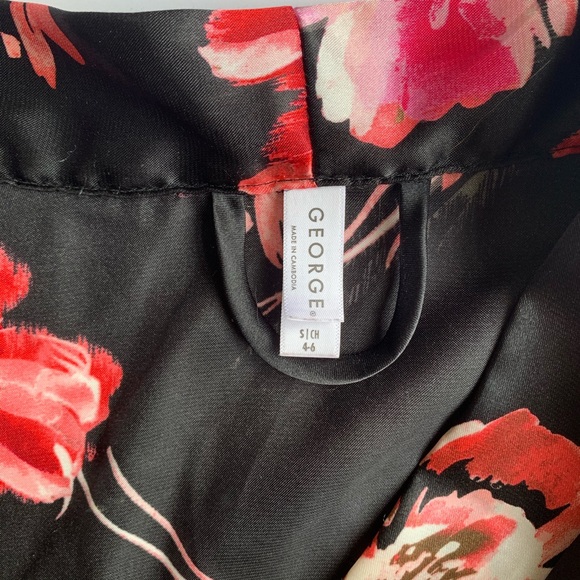 Floral Satin Robe - Picture 2 of 2